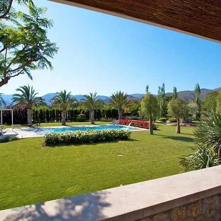 Landhuis Finca Playa Llenaire - Can Pou *