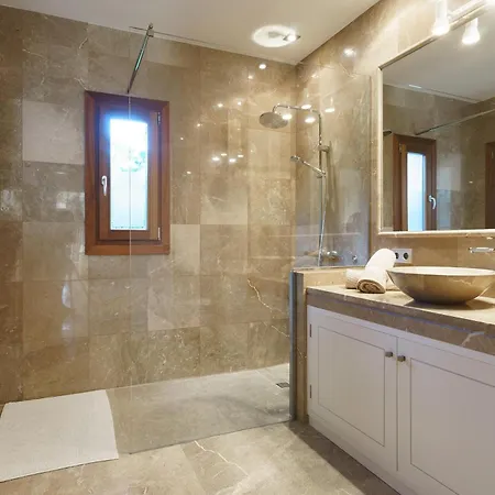 Landhuis Finca Playa Llenaire - Can Pou