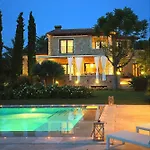 Playa Llenaire - Pou *