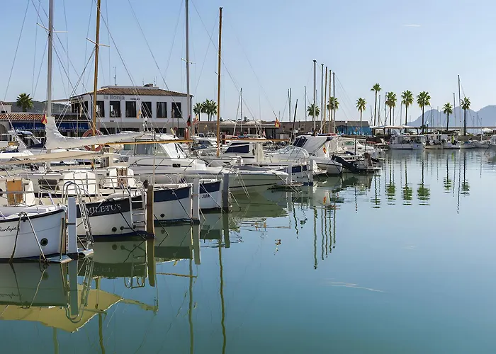 Playa Llenaire - Pou 乡村民宿 *