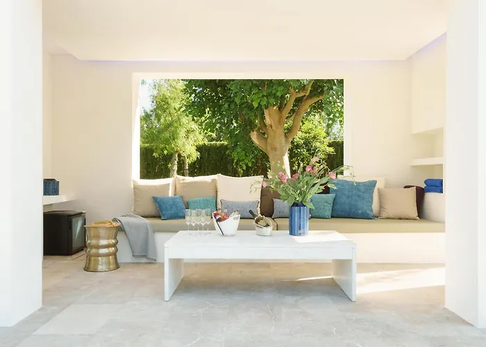 Playa Llenaire - Pou