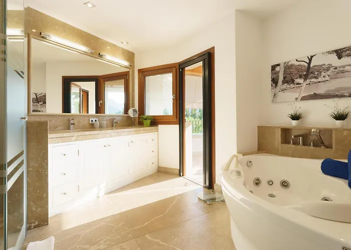 Playa Llenaire - Pou