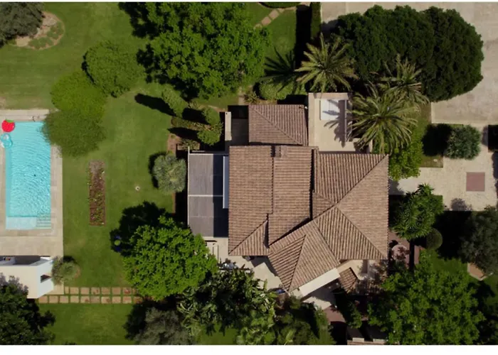 Playa Llenaire - Pou *